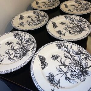 Chic Vintage Black and White Floral Butterfly Bone China Dinner Plates